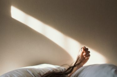 l'apnée du sommeil : causes, symptômes et traitement